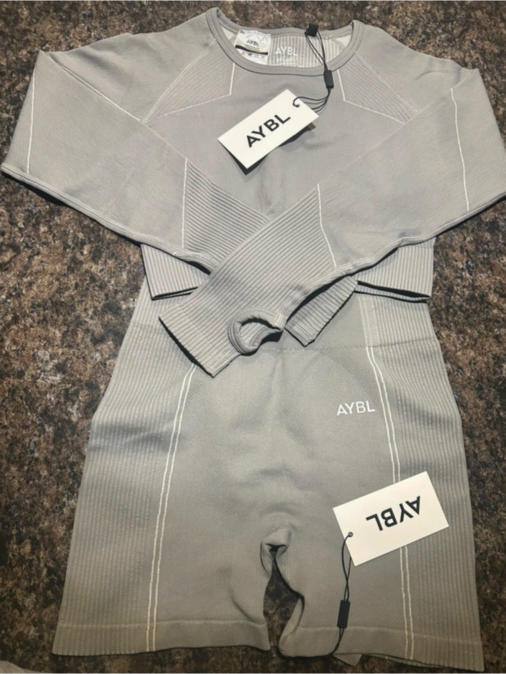 AYBL women’s Gray Seamless Active 2-Piece